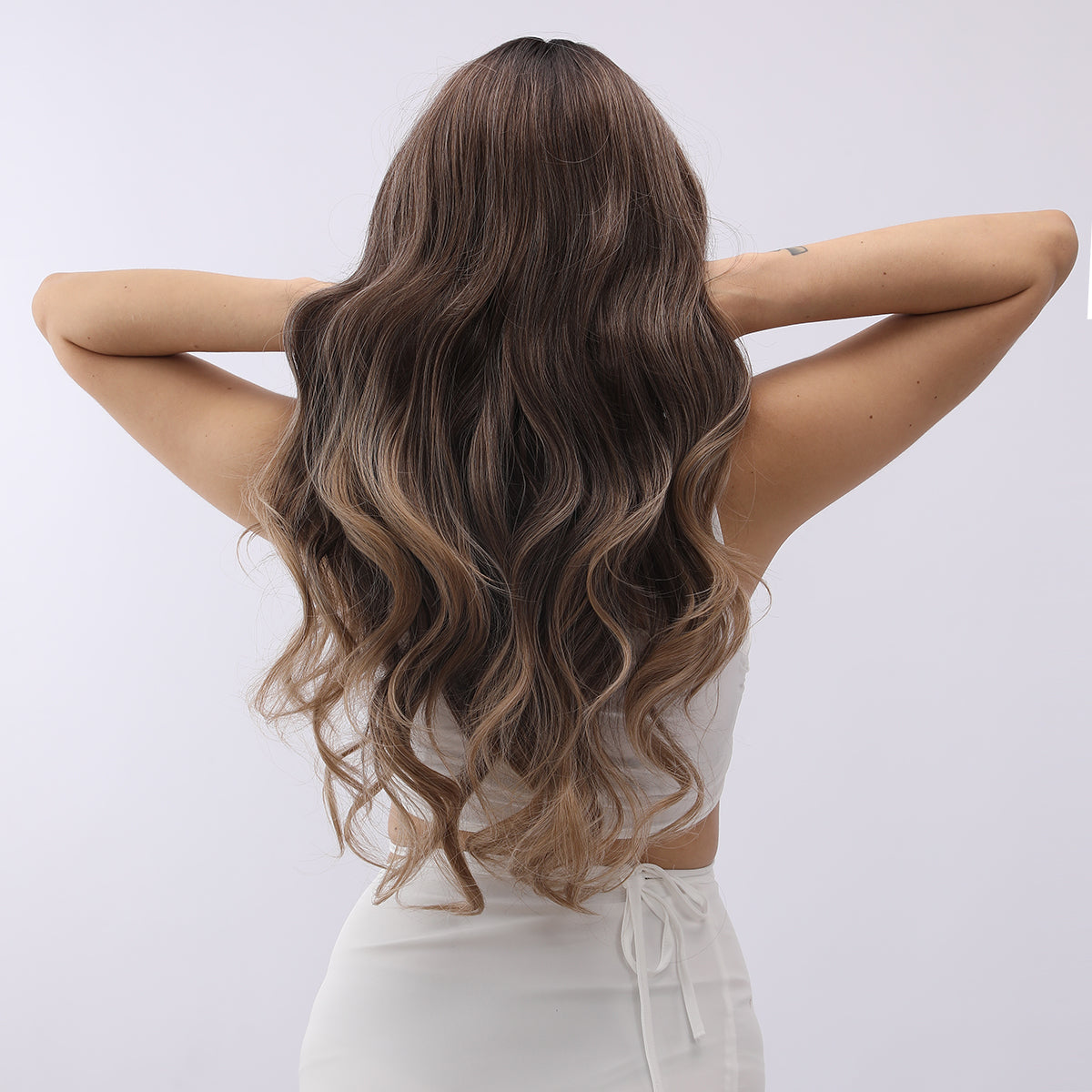 [Hazel Hues] 28-inch Ombre Brown Loose Wave without Bangs (Synthetic Lace Front Wig)
