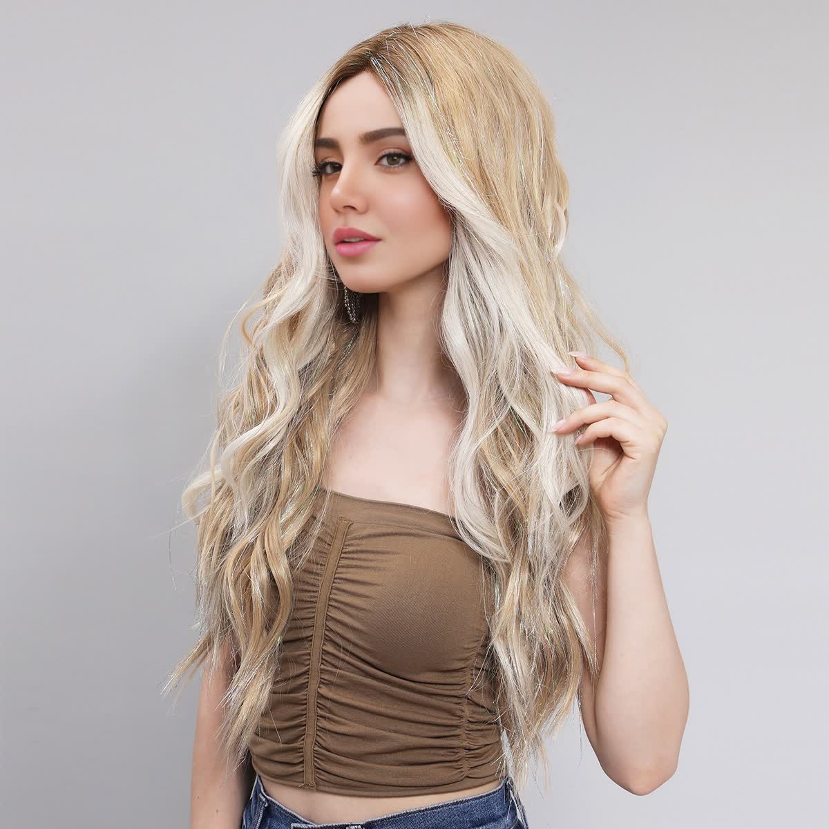 [Beach Waves] 26-inch Ombre Blonde Loose Wave without Bangs (Synthetic Lace Front Wig)